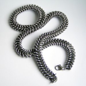 Boxchain náhrdelník - černá