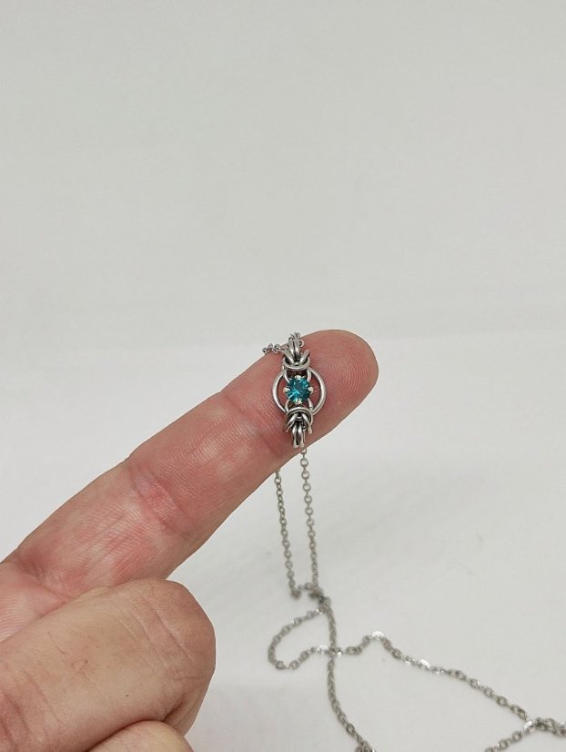 Montees se šatony blue zircon 