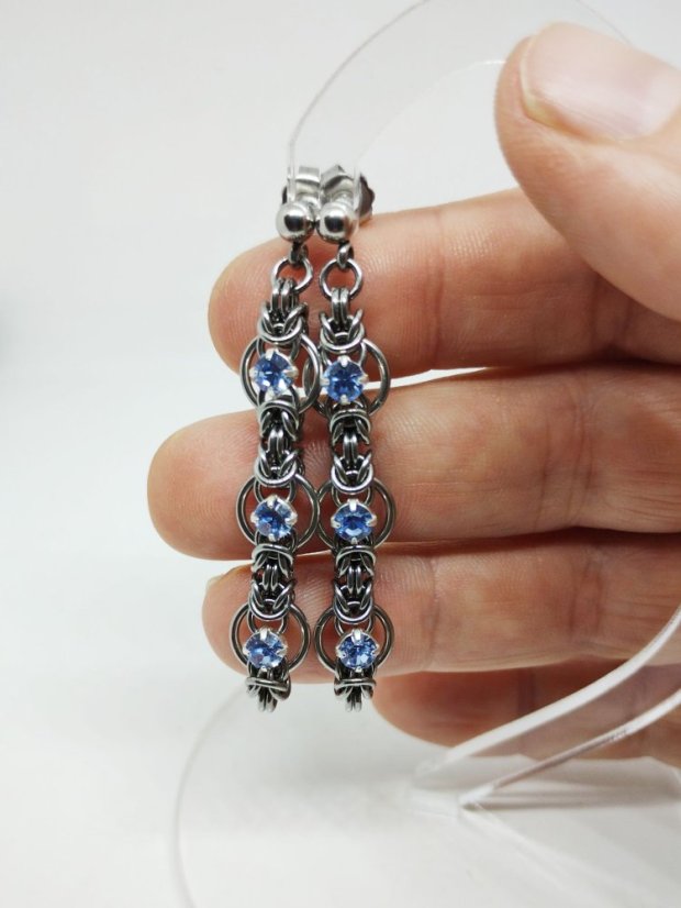Náušnice montees se šatony light sapphire